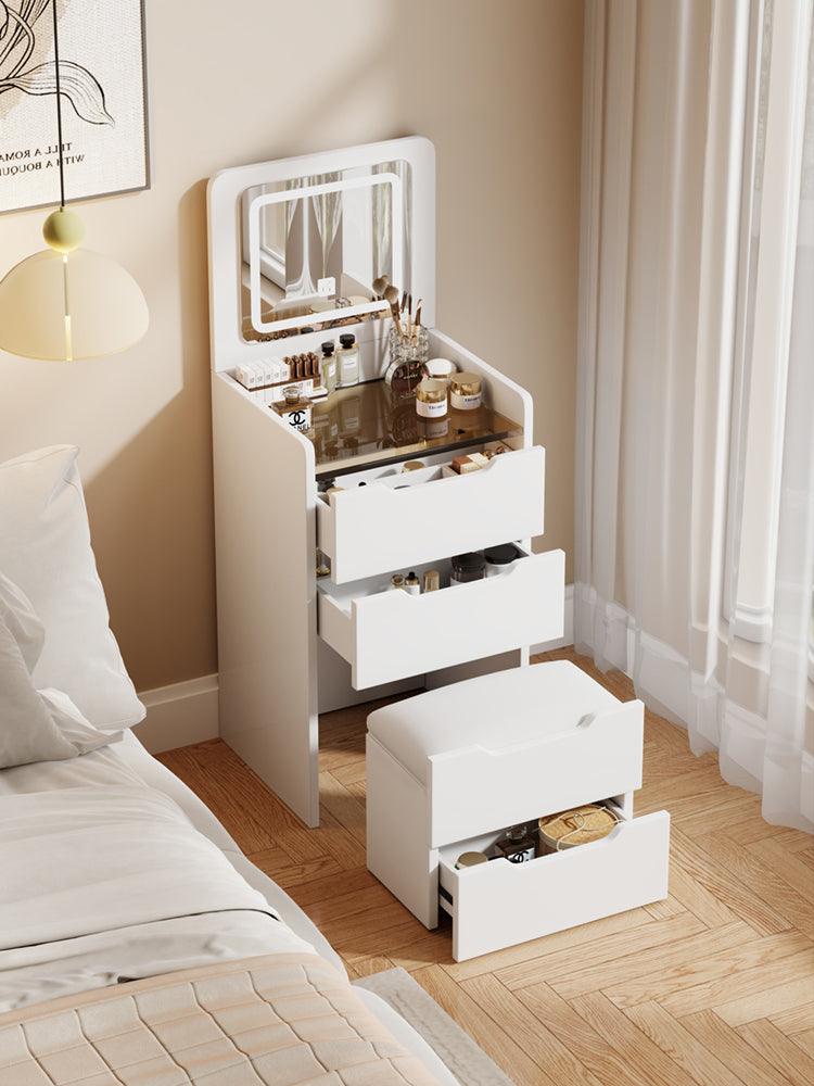 Vanity Desk with Flip Top Mirror & 3 Drawers, Compact Makeup Set