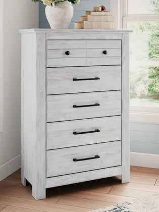 Makidern Five Drawer Chest