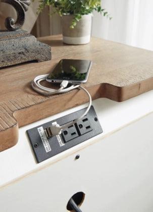 Realyn Queen Upholstered Bedroom Set - Castle Furniture