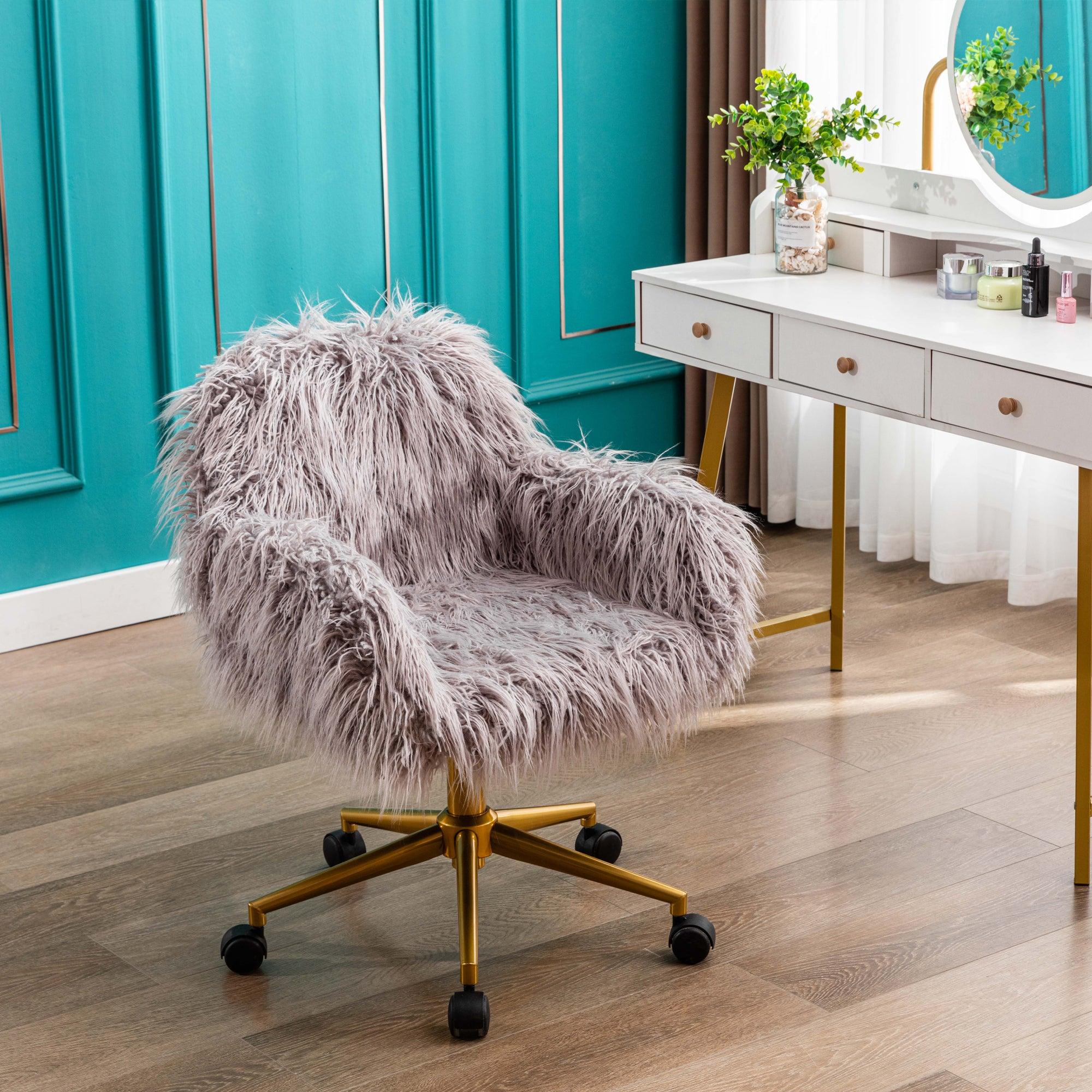 HengMing Modern Faux Fur Home Chair