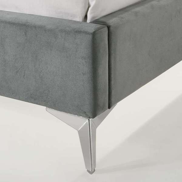 Amberley Full UPH Corner Bed with LED and USB in Grey