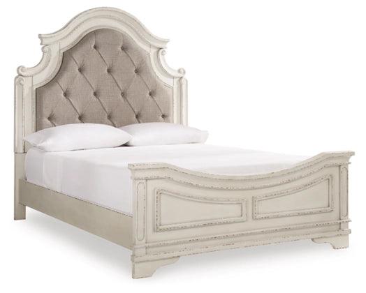 Realyn Queen Upholstered Bedroom Set - Castle Furniture