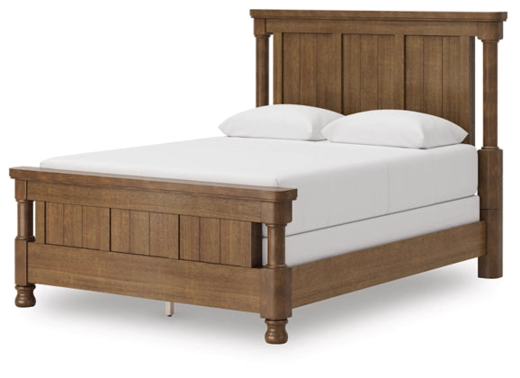 Rowlenstown Queen Poster Bed