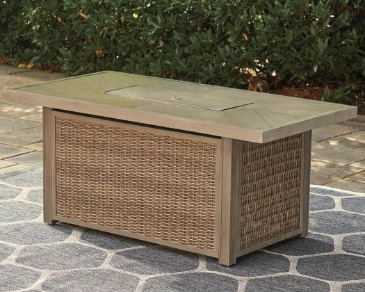 Beachcroft Outdoor Living - Castle Furniture